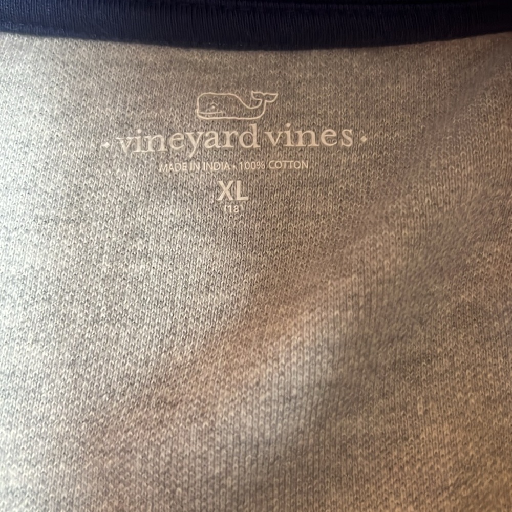 Boys 18 - Vineyard Vines Quarter Zip - Picture 3 of 5